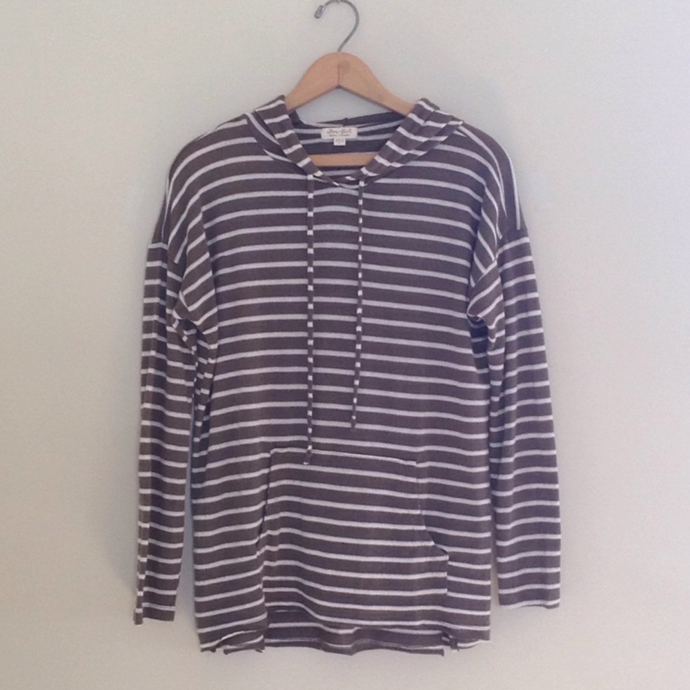 Lightweight Striped Hoodie